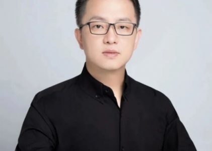 螳螂科技医疗专家黄效宁：传统客服被AI重构，咨询服务更专业！